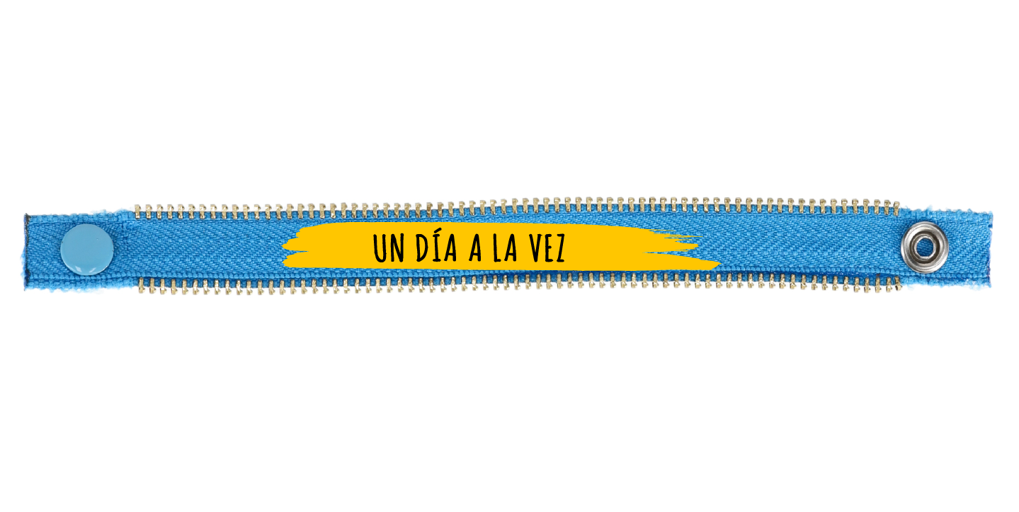 AZUL BOLD STAMP AMARILLO