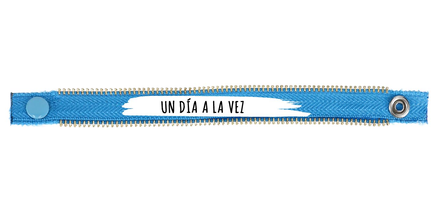 AZUL BOLD STAMP BLANCO
